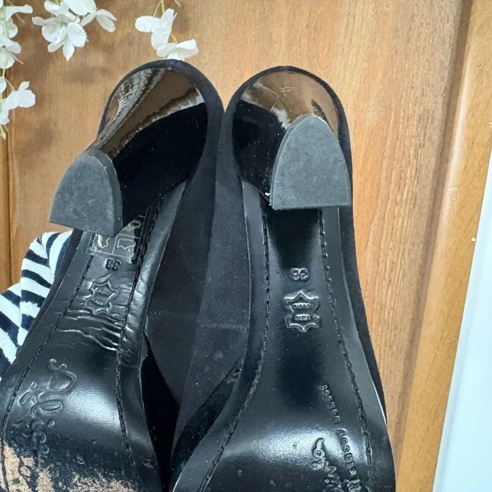 Alice + Olivia Black Platform Pump with High Block Heel